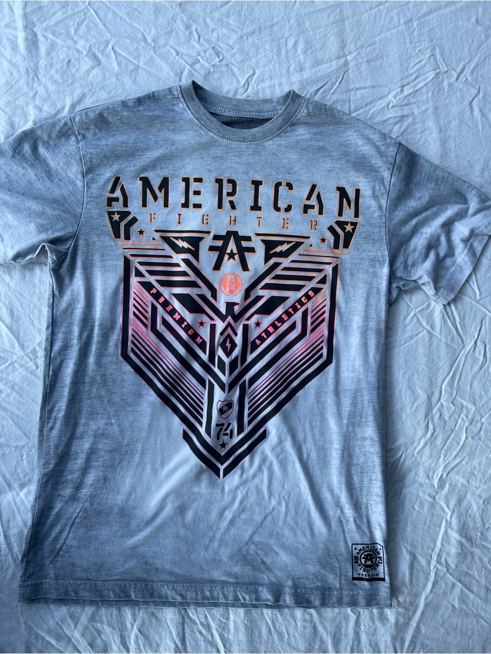 American Fighter Men’s Light Gray Graphic Tee with Black & Pink Accents